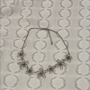 Elegant Silver Floral Necklace